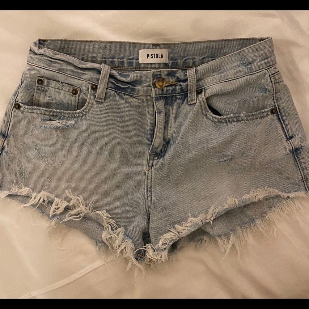 Pistola Jean shorts!